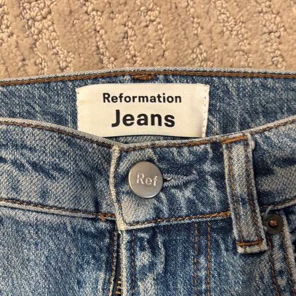 Reformation High Rise Straight - Picture 2 of 5